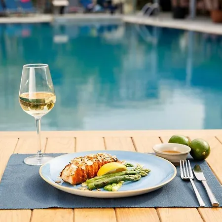 Nautic Luxury Club Hotel