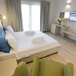 Nautic Luxury Club 4*