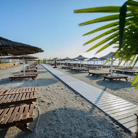 Nautic Luxury Club Hotel 4*