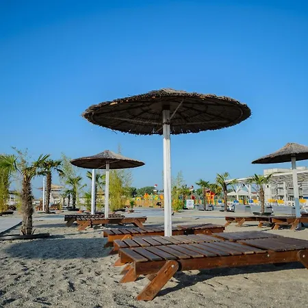 Nautic Luxury Club 酒店 那沃达利