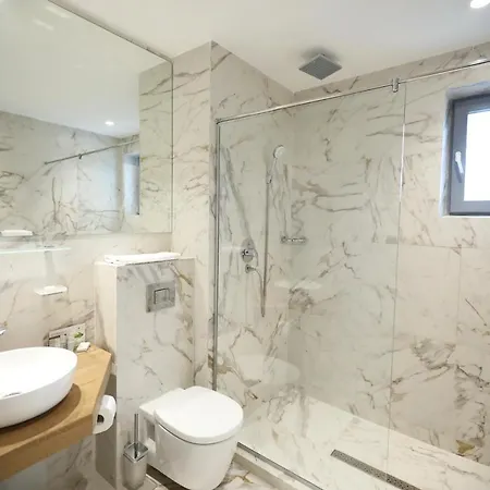 Nautic Luxury Club 4*