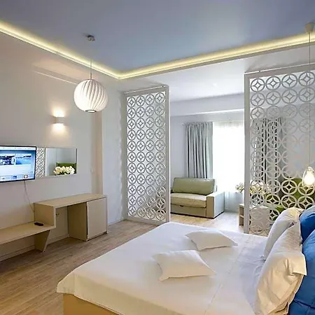 Nautic Luxury Club 4*