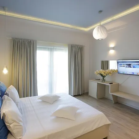 Nautic Luxury Club Нэводари